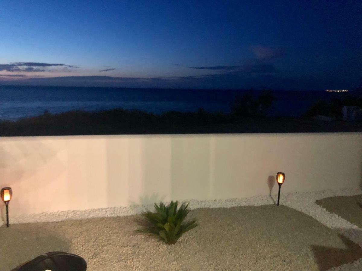 Il Tramonto Luxury House Lägenhet Valledoria  Exteriör bild
